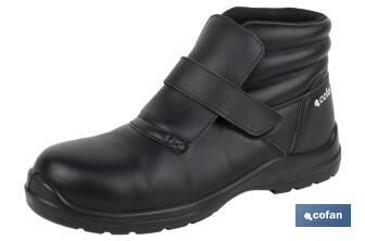 Bota Negra S2 SRC | Bota Hidrófuga con Plantilla - Talla 40